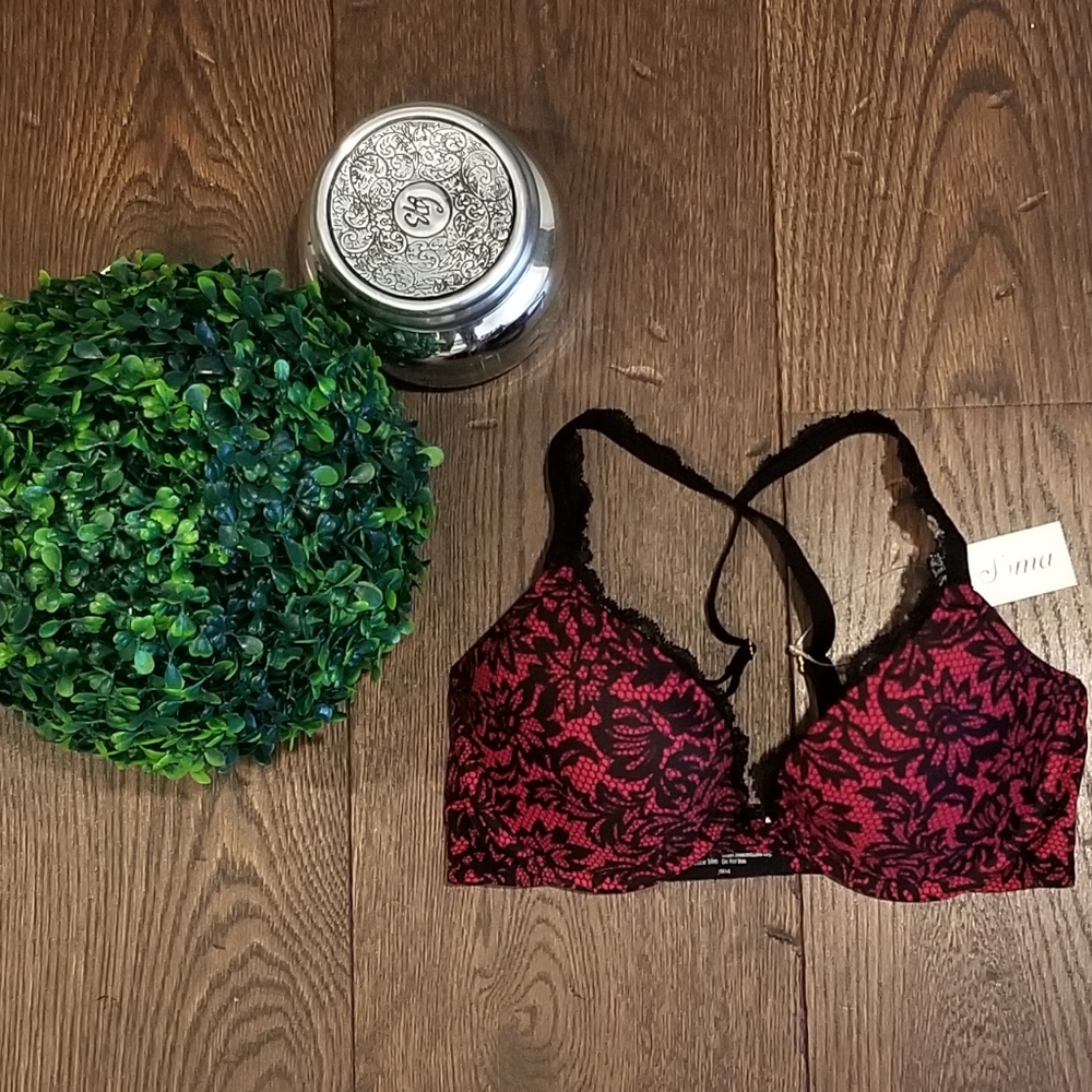 NWT Soma Red & Black Lace Print Bra